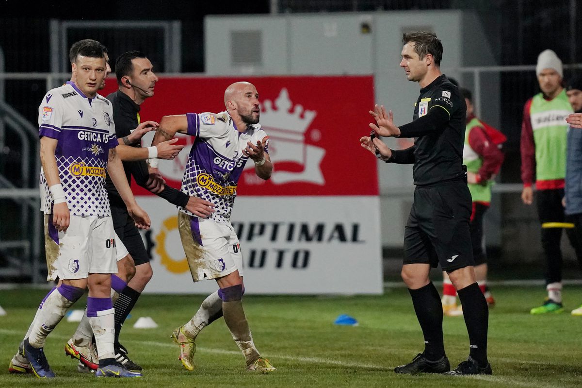 Au ajuns pe loc de play-off, iar conducerea anunță: „Mergem mai departe spre obiectiv, primele sunt mari!”