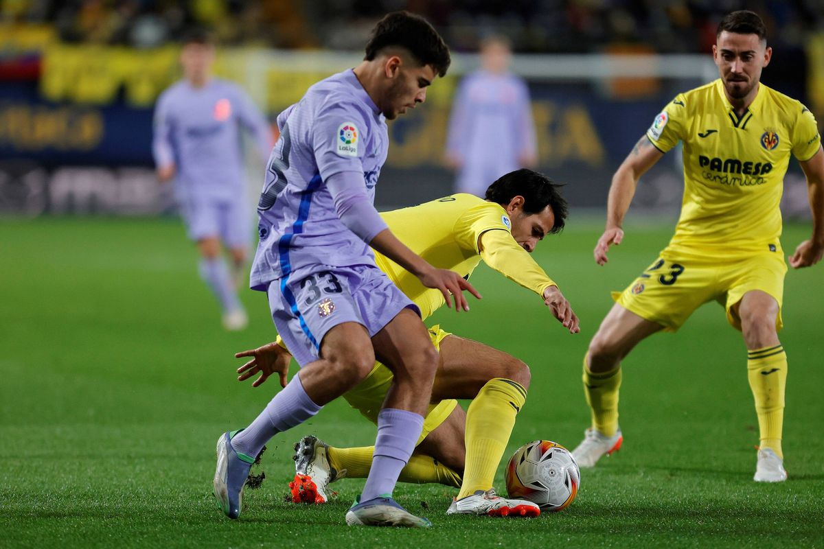 Atac pe tunel după Villarreal - Barcelona! Au sărit la Xavi și au făcut scandal pentru două penaltyuri refuzate » Poliția a intervenit!