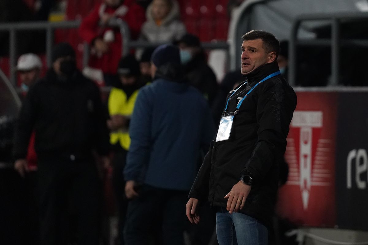 Ce se întâmplă cu UTA: „Nu am nicio explicație, Argeș n-a dat niciun șut la poartă!”