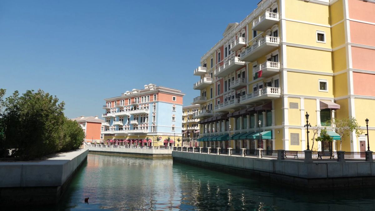 Pearl Qatar: GSP a vizitat insula exclusivistă de 20 de miliarde, care pare un vis! De la homari de 2000 €‎ porția, la o Veneția artificială