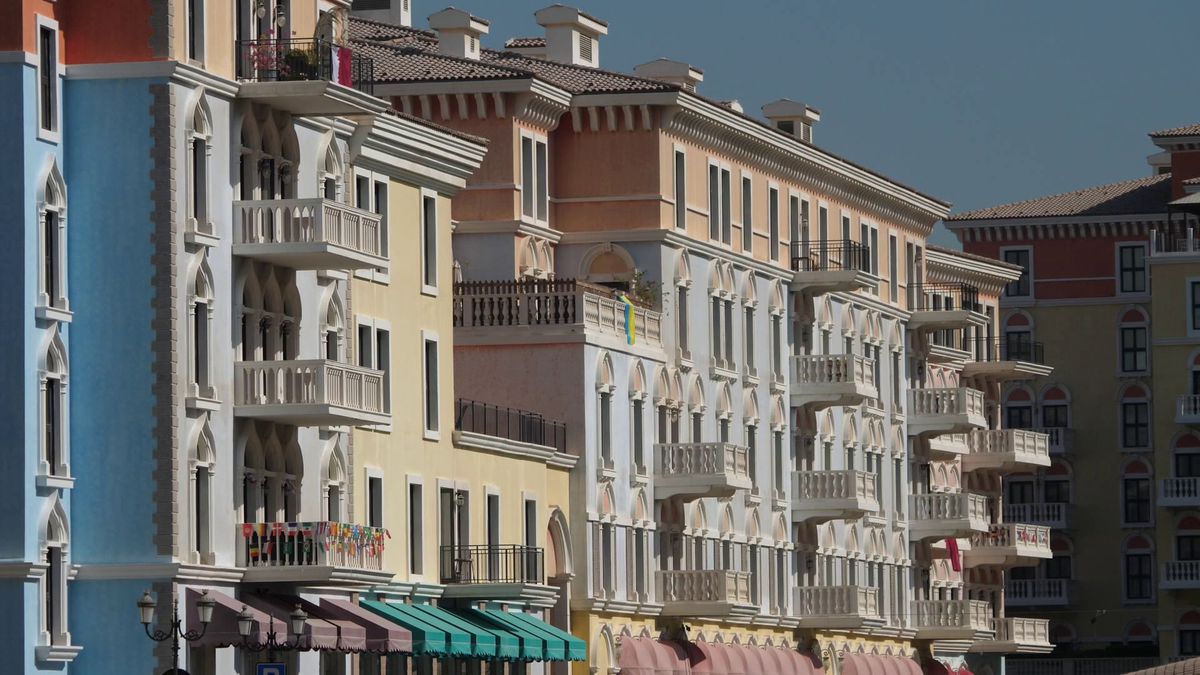 GSP a vizitat insula exclusivistă de 20 de miliarde din Doha » De la homari de 2000 de euro porția la o Veneția artificială