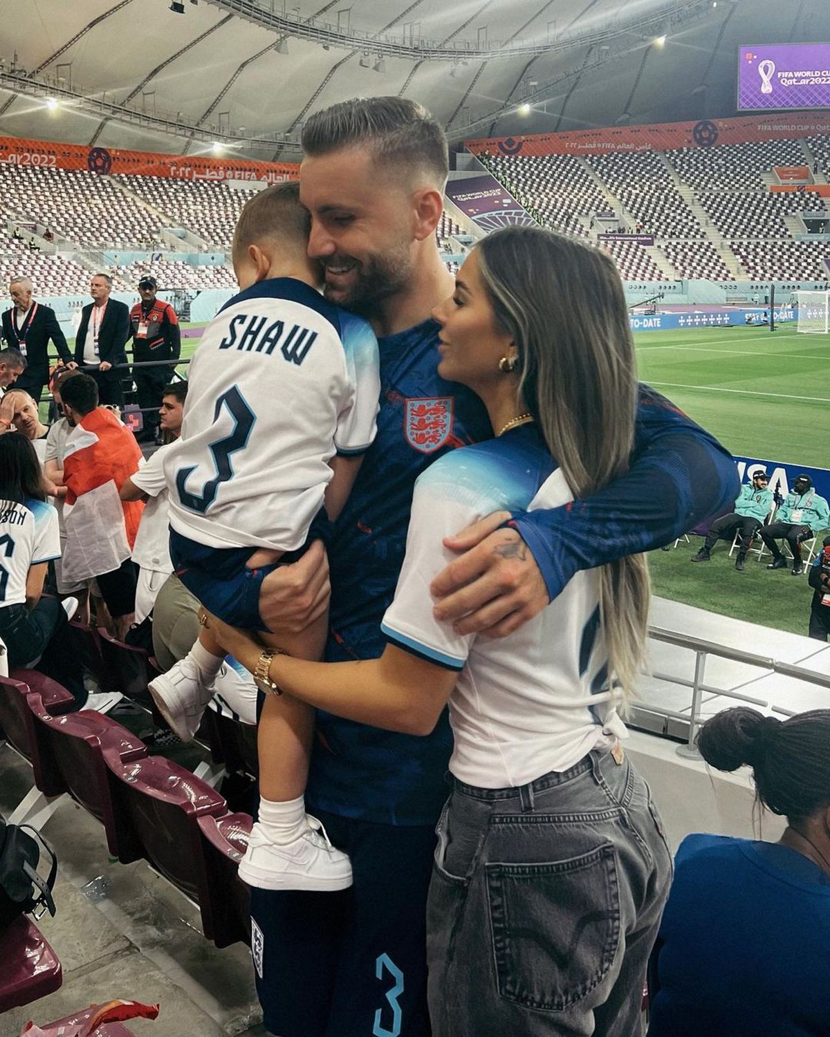 A venit nota de plată! » Sumă uriașă cheltuită de iubitele jucătorilor Angliei pe alcool în Qatar: „Barul a trebuit reaprovizionat”