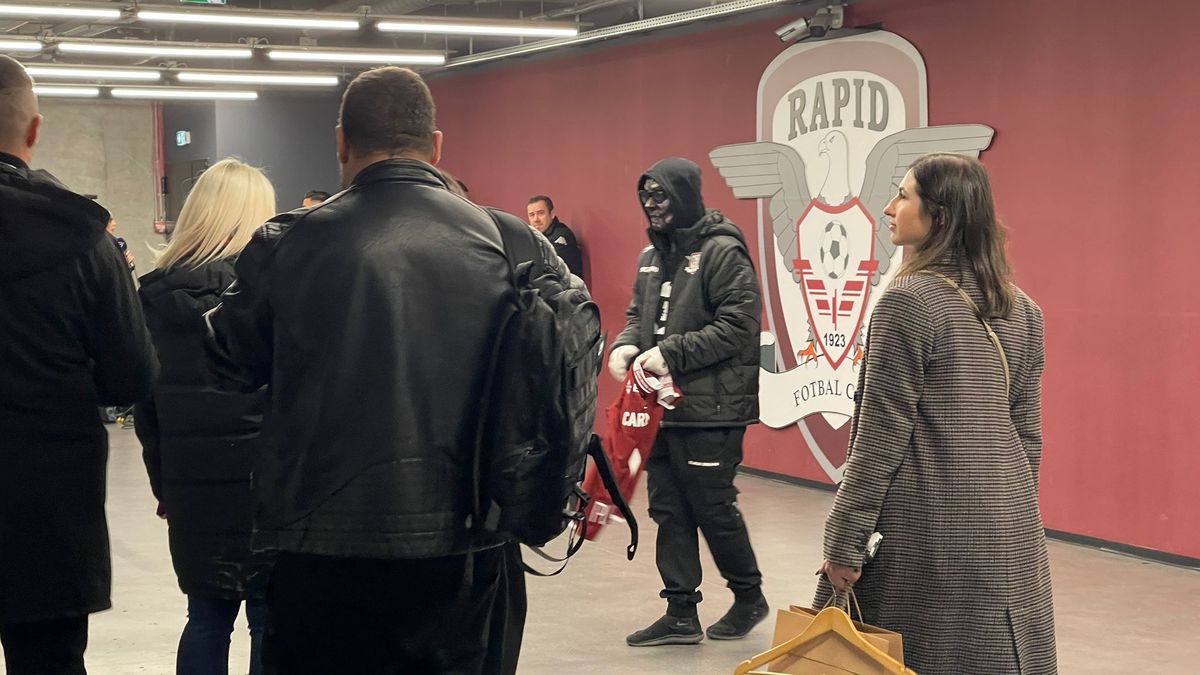 Prezență surpriză în Giulești » A fost în vestiar și a primit tricoul cu numărul 1