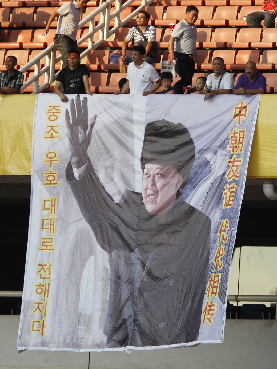 Arma secretă a lui Kim Jong-un: echipa feminină de fotbal din Coreea de Nord este un instrument exploziv de propagandă