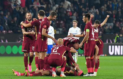 Șefii vestiarului nu mai contează la CFR Cluj » L-au lucrat pe Marius Șumudică, dar viitorul lor e incert