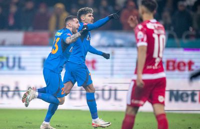 Florinel Coman a decis Dinamo - FCSB, dar nu a dat specialiștii pe spate: „A jucat în nota echipei” + „Sub ce poate. Să ne amintim acea fază”