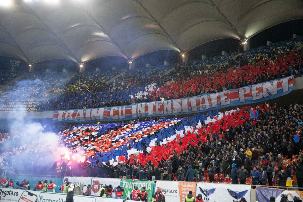 Duelul scenografiilor pe Arena Națională » Ce au afișat galeriile Dinamo și FCSB la Derby de România