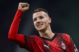 AC Milan l-a împrumutat pe cel mai tânăr debutant din Serie A la Monza