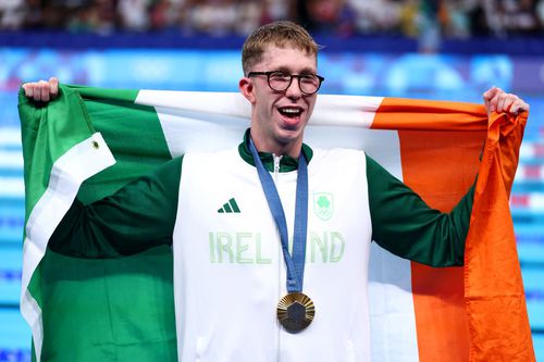 Daniel Wiffen cu medalia de aur la Paris FOTO Guliver/GettyImages