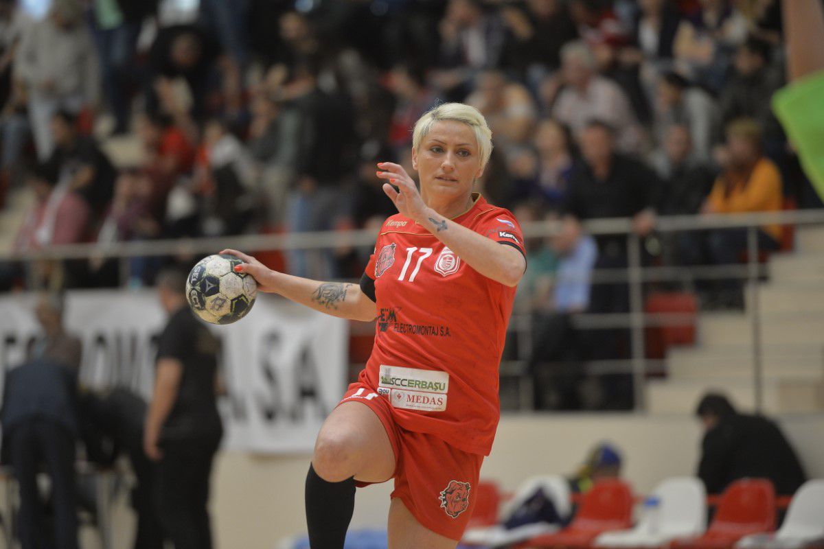 Ramona Farcău, interviu DEVASTATOR la startul Euro de handbal feminin: „România e ȘUBREDĂ, risipim fără rușine bani publici, ce-am pus în locul Cristinei Neagu?!”