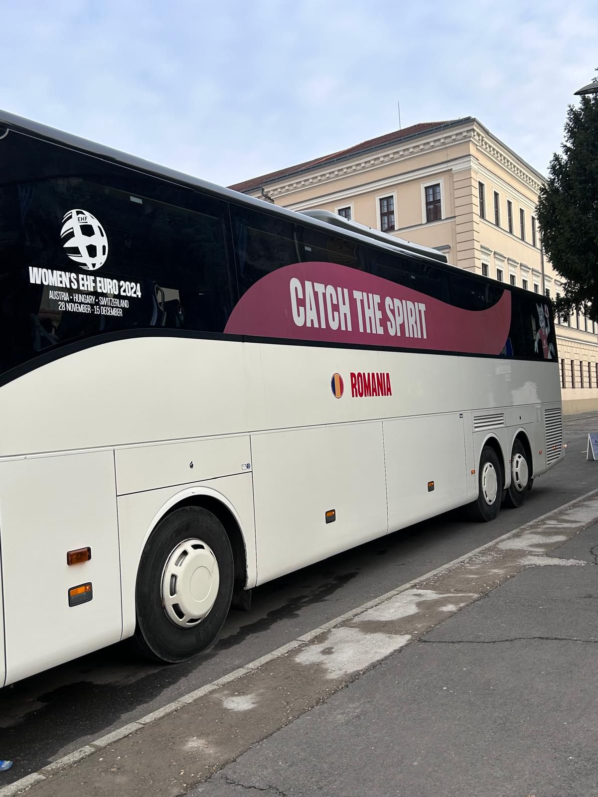 Naționala de handbal a României va debuta la Euro 2024 într-o sală specială din Ungaria » Poartă numele unui mit celebru. Imagini spectaculoase