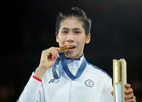 O nouă controversă în box: bănuită că ar fi bărbat, campioana olimpică s-a retras de la Cupa Mondială