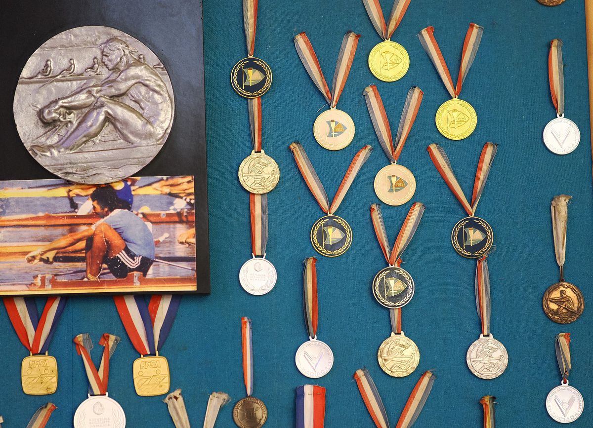 Gala Canotajului românesc a sărbătorit fastuos la Palatul Parlamentului 100 de ani de medalii, strălucire și muncă