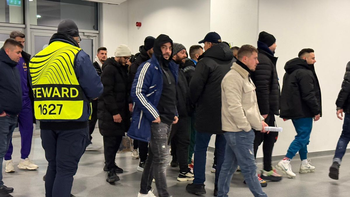 Prezență neașteptată pe „Ion Oblemenco” » Din penitenciar, lângă masa presei, la Craiova - Mainz