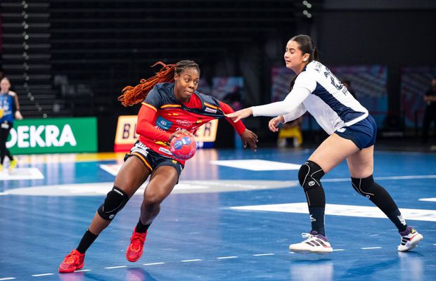 Vedeta Gloriei Bistrița a fost desemnată jucătoarea meciului în debutul fulminant al Spaniei la Campionatul Mondial