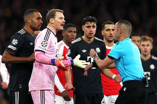 Bild îl distruge pe Manuel Neuer! Peter Schmeichel a văzut fault la primul gol