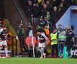 Haos la Aston Villa - Young Boys: fanii adverși i-au spart capul marcatorului golului! Jucătorul nu s-a lăsat și i-a provocat din nou!