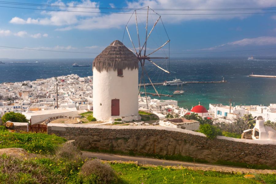 Unde poți zbura din București pentru o vacanță la mare, fără escală