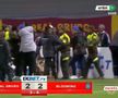Meci BRUTAL: 17 eliminări, antrenor cu capul spart și gaze lacrimogene pe teren!