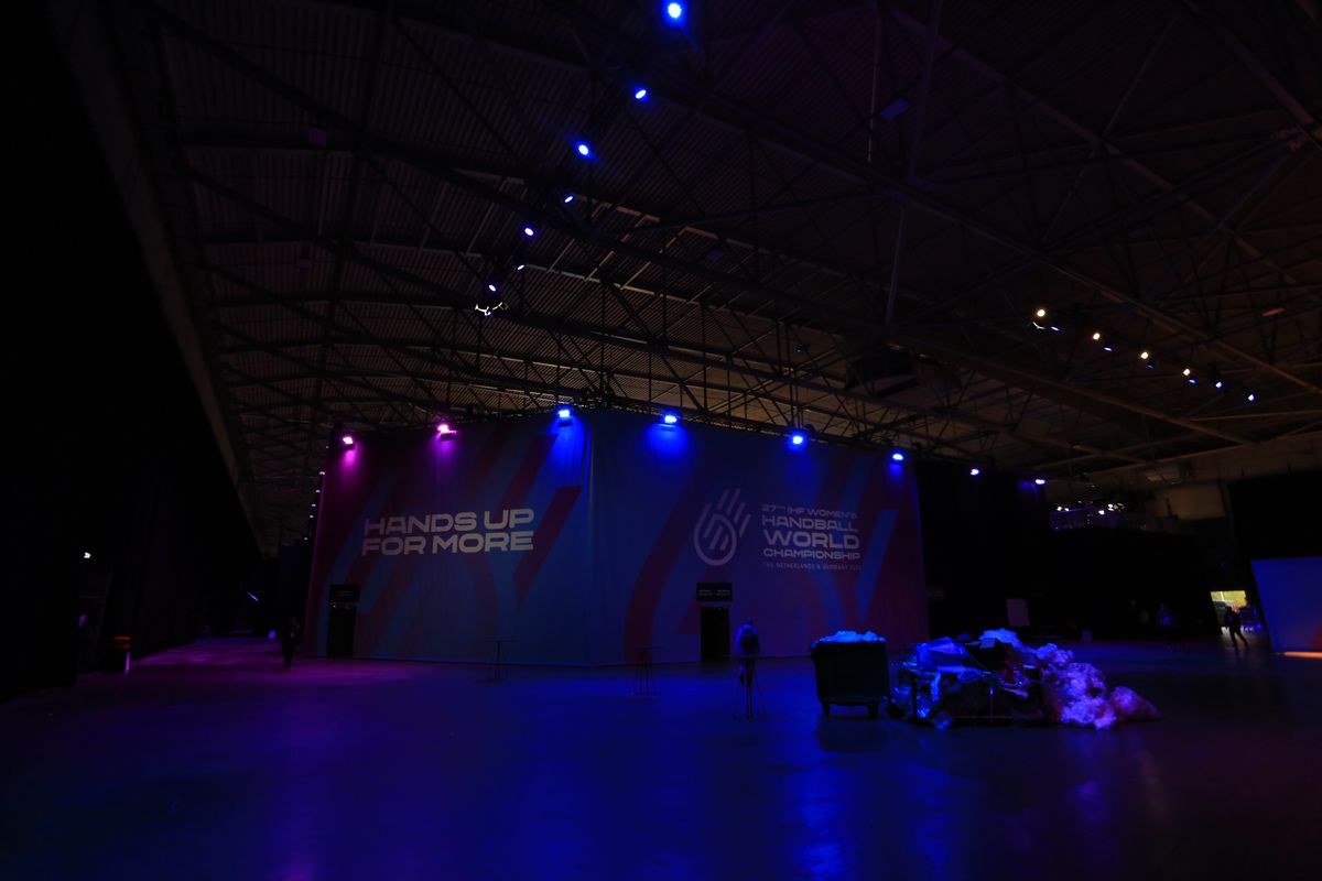 Imagini din sala Rotterdam Ahoy