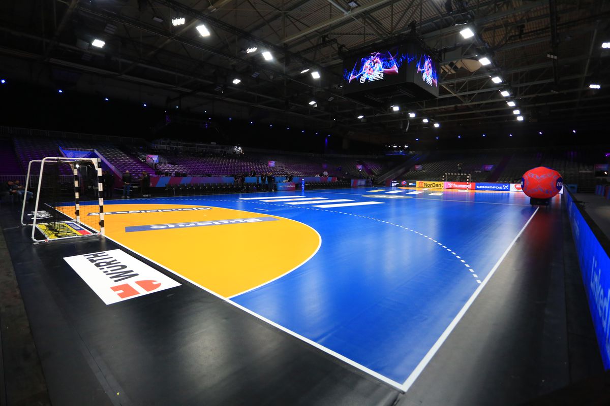 Mai mult decât o arenă de handbal » Cum arată Rotterdam Ahoy, „labirintul” în care România joacă la CM de handbal: imagini impresionante din culise! + cât costă o bere la 350 ml