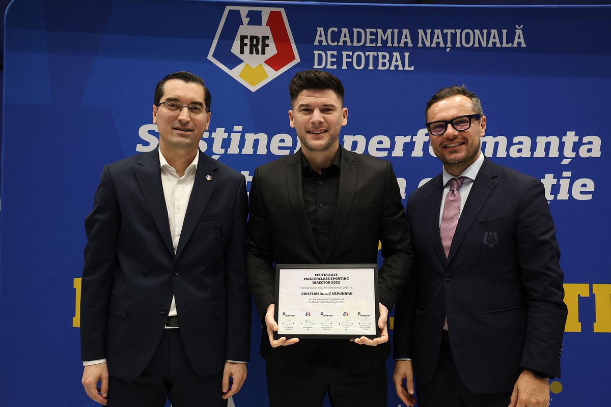 Imagini de la Cursul de Director Sportiv, organizat de FRF