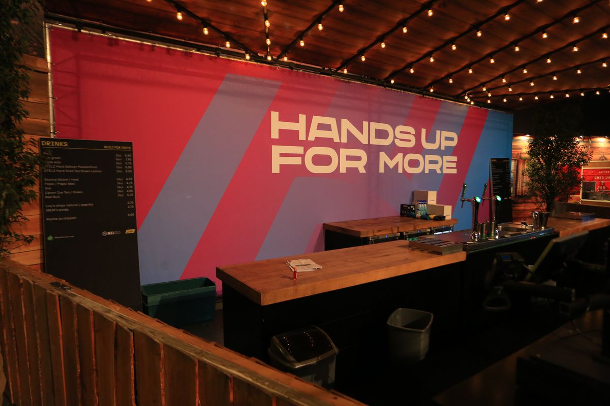 Imagini din sala Rotterdam Ahoy