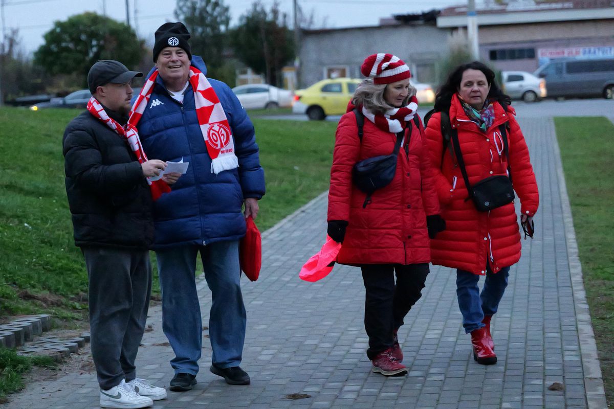 Universitatea Craiova - Mainz, imagini înaintea partidei din Conference League