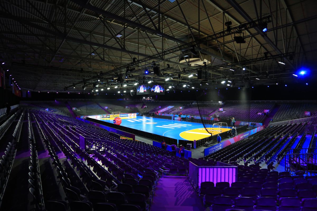 Mai mult decât o arenă de handbal » Cum arată Rotterdam Ahoy, „labirintul” în care România joacă la CM de handbal: imagini impresionante din culise! + cât costă o bere la 350 ml