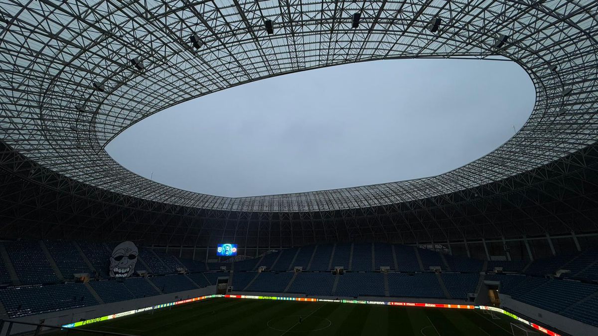 Scenografia pregătită de Universitatea Craiova la meciul cu Mainz
