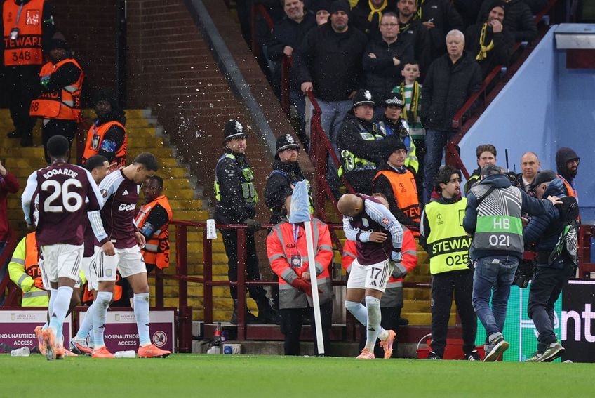 Donyell Malen, lovit de suporterii elvețieni
foto: Imago Images