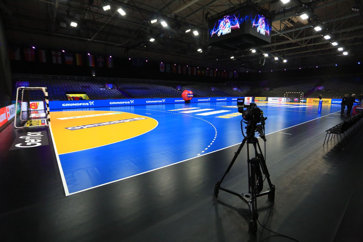 Mai mult decât o arenă de handbal » Cum arată Rotterdam Ahoy, „labirintul” în care România joacă la CM de handbal: imagini impresionante din culise! + cât costă o bere la 350 ml