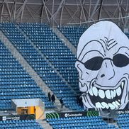 Scenografia pregătită de Universitatea Craiova la meciul cu Mainz