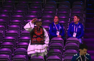 Cu fanii români nu te plictisești! » Prezențe de senzație în tribune, la România - Croația, debutul în grupa de Mondial