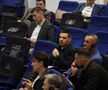 Iată a doua generație de directori sportivi care a absolvit astăzi cursurile FRF! Multe nume importante: „Extraordinar! Noi credeam că le știm pe toate”
