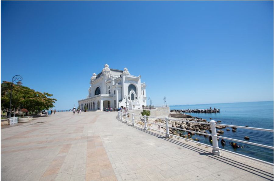 Unde poți zbura din București pentru o vacanță la mare, fără escală