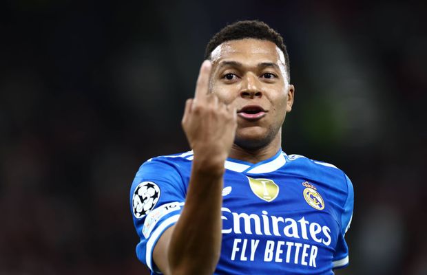 Mbappe s-a luat de un jurnalist: „Întrebarea ta e prostească!”