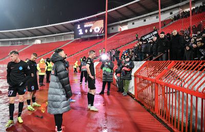 Cristi Săpunaru și Ilie Dumitrescu s-au pus de acord în studio, după ce Vali Crețu și-a dat în primire colegul în fața galeriei: „Toată lumea știa, inclusiv Mustață”