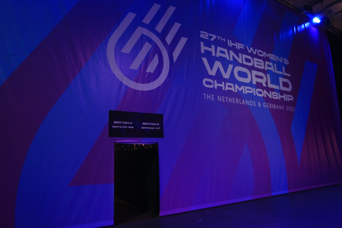 Imagini din sala Rotterdam Ahoy