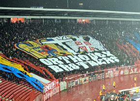 Fanii sârbi au afișat un mesaj uriaș: „Românul are doar trei frați: Dunărea, pădurea și pe sârbi. Vă mulțumesc, frați români!". Scene rare în Europa League