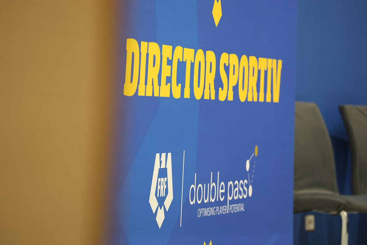 Imagini de la Cursul de Director Sportiv, organizat de FRF