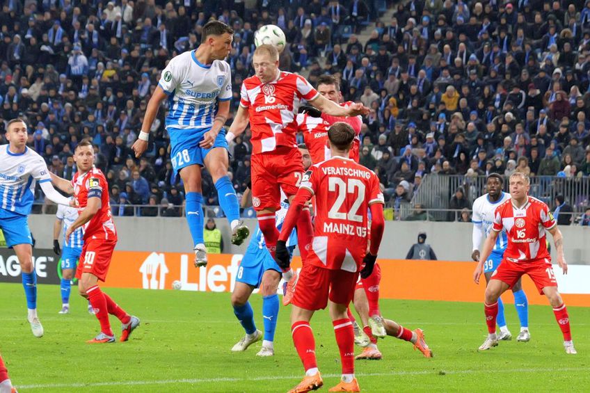 Adrian Rus, în Craiova - Mainz // FOTO: Andrei Furnigă (GSP.ro)