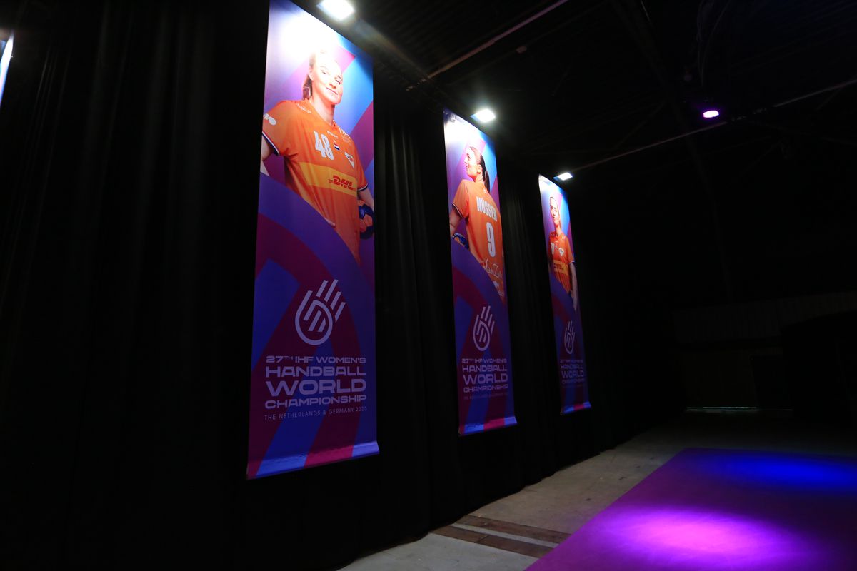 Imagini din sala Rotterdam Ahoy