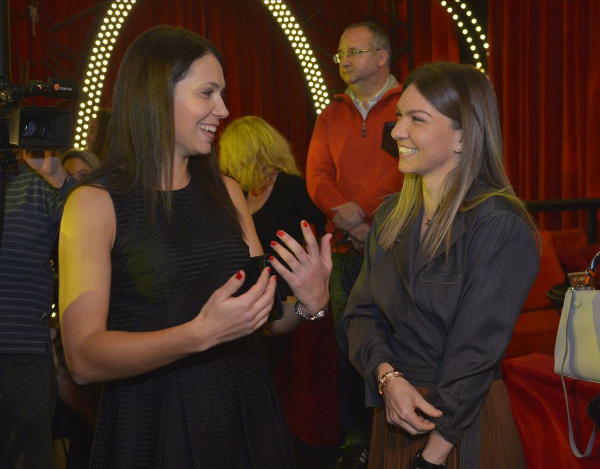 FOTO Simona Halep a surprins pe toată lumea » A luat microfonul și l-a chemat pe scenă pe Toni Iuruc