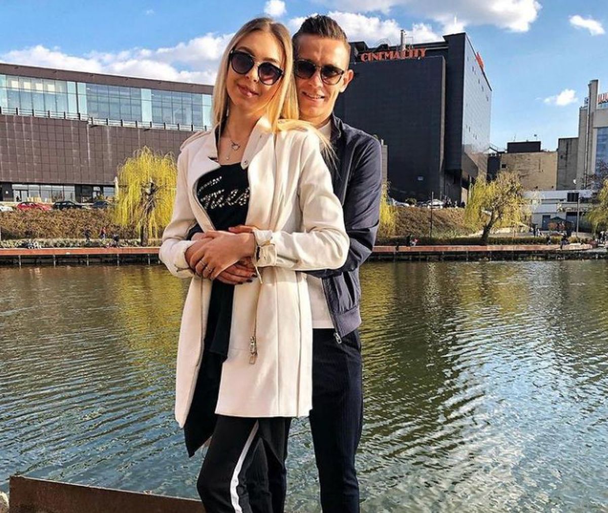 Artificii pe cerul din „Gruia” » Rebeca i-a spus „da” lui Valentin Costache