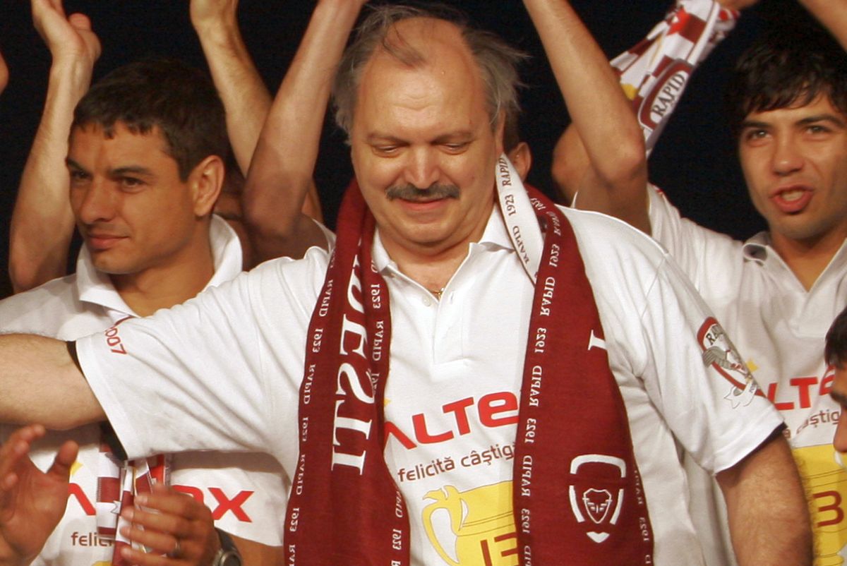 A murit Victor Socaciu » Suflarea rapidistă este în doliu după despărţirea de omul care le-a cântat cel mai frumos imn din ţară