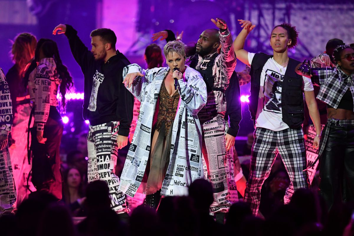 Cum a fost când MM Stoica s-a întâlnit cu Pink: „La un moment dat, îmi spune: «Nu te mai agita»”