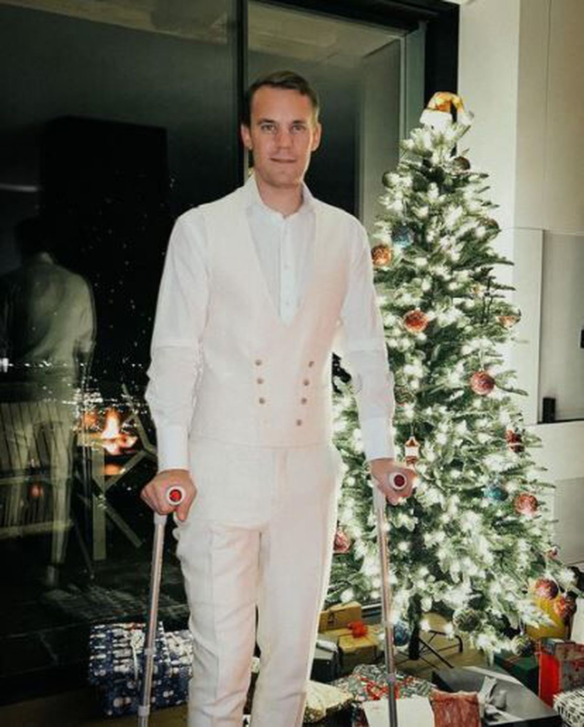 Becali vrea să-l dea afară, dar nu poate! Jucătorul refuză să plece de la FCSB