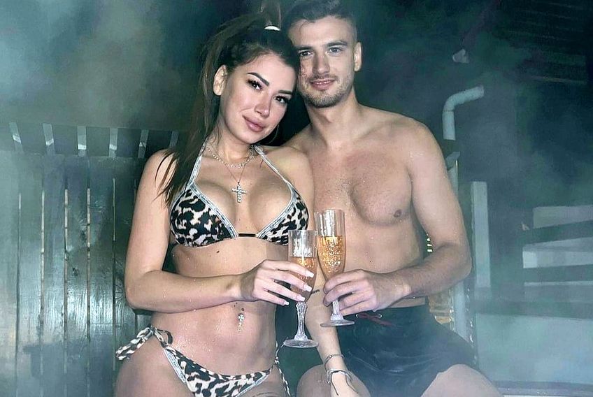 Dragoș Nedelcu, alături de iubita sa, Anca Gheauru, la o cupă de șampanie