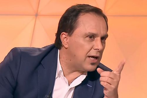 Expertul TV Basarab Panduru l-a „urecheat” în direct pe Valentin Țicu (22 de ani), căpitanul Petrolului.